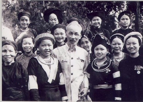 24/11 – NGÀY VĂN HÓA VIỆT NAM | 80 NĂM MỘT DẤU MỐC – NGÀN NĂM MỘT BẢN SẮC