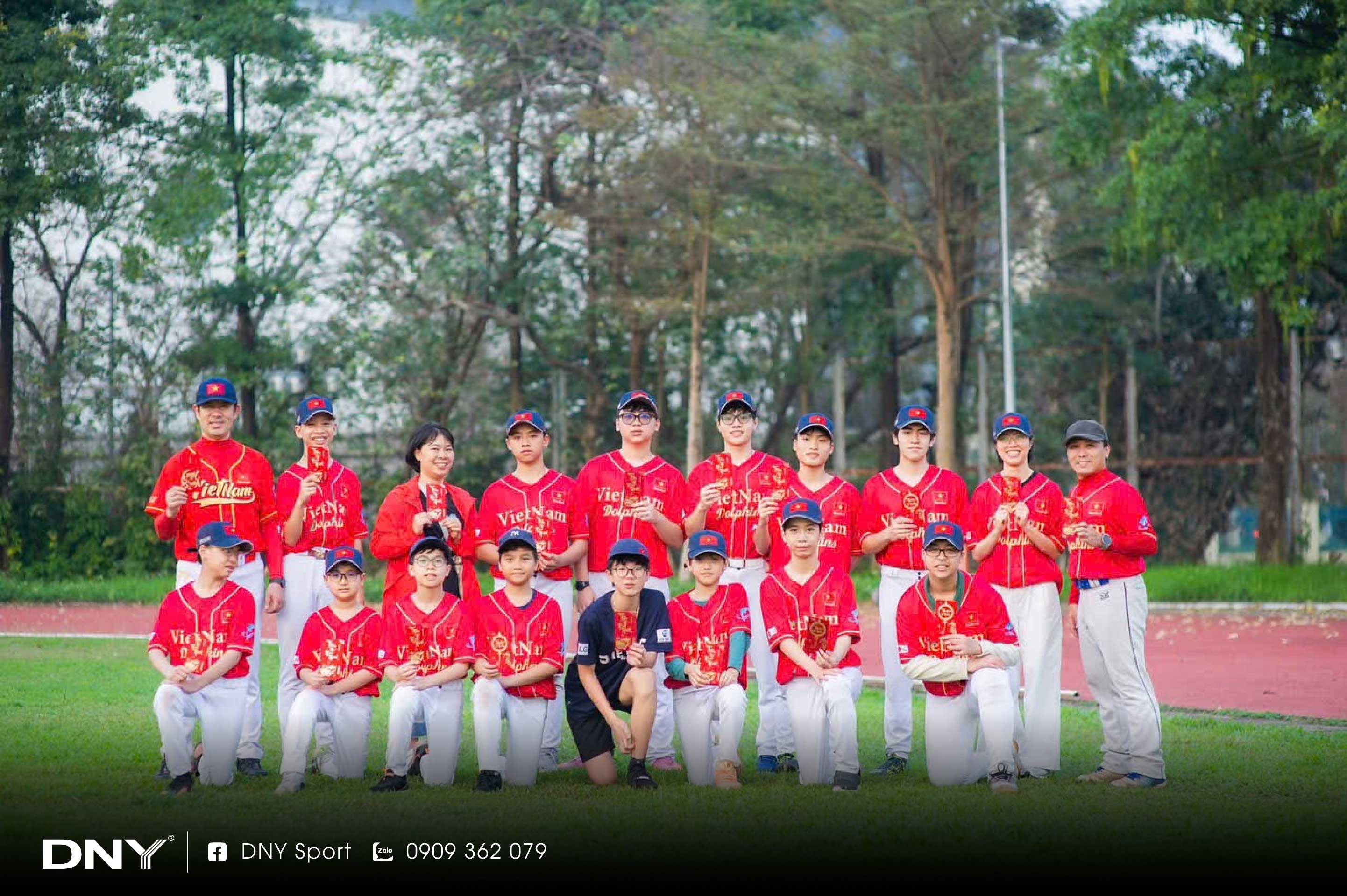 hinh-anh-feedback-cua-khach-hang-dny-sport-1