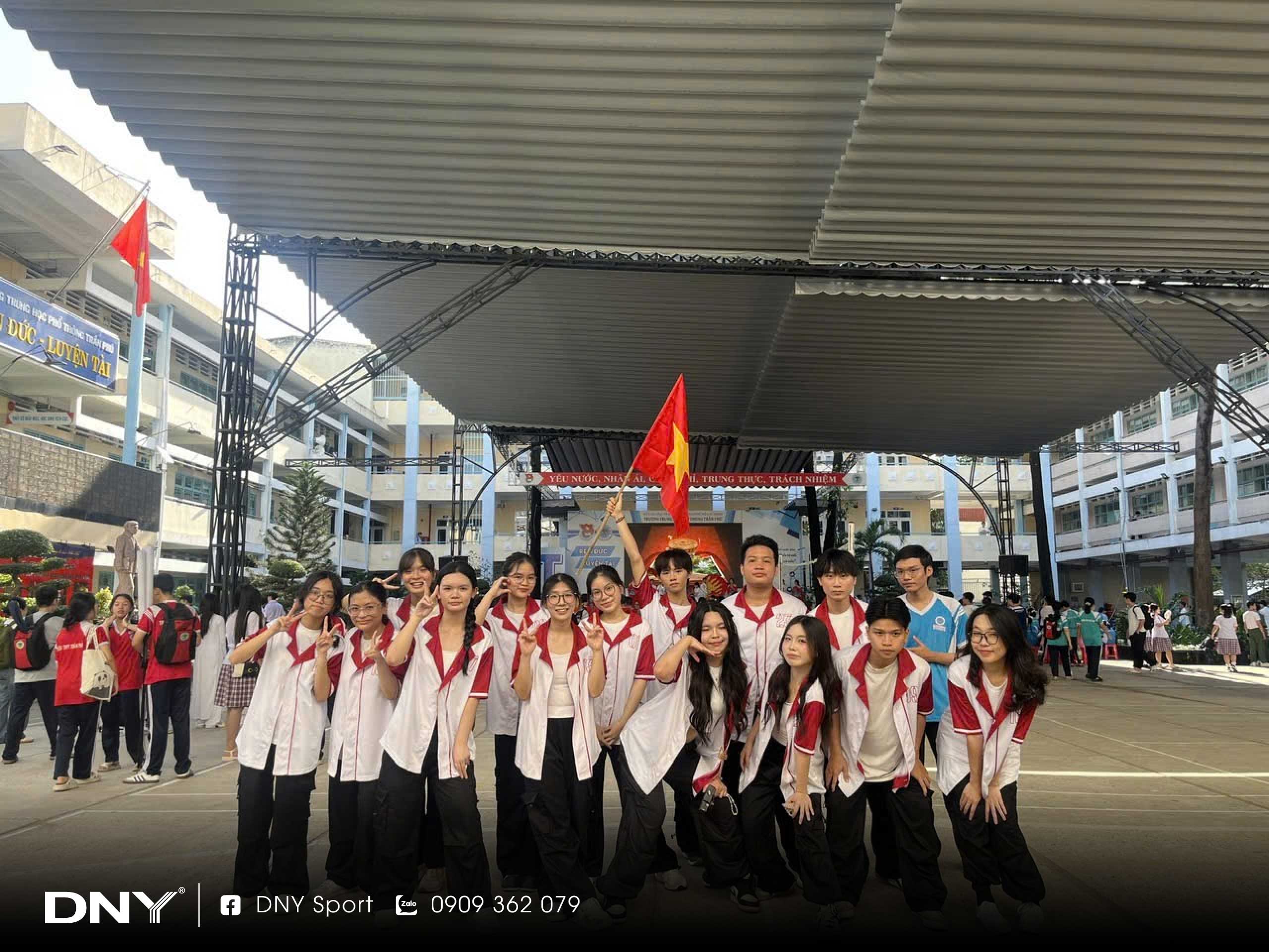 hinh-anh-feedback-cua-khach-hang-dny-sport-2