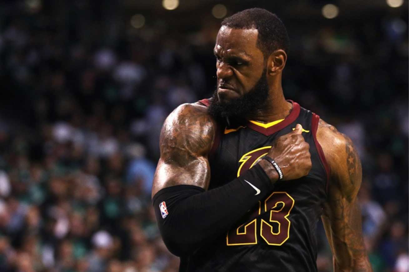 ự vĩ đại của LeBron James còn được thể hiện qua khả năng dẫn dắt và xoay chuyển cục diện trận đấu